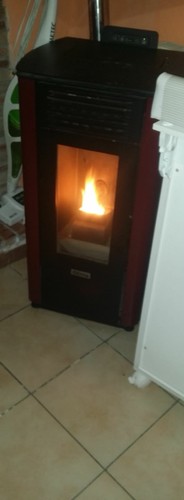 Stufa pellet usata - a,